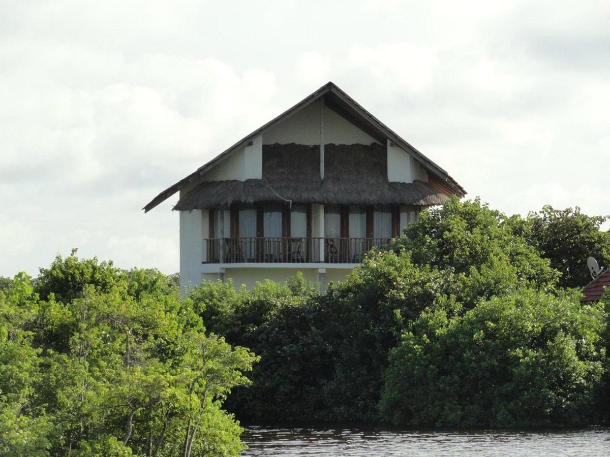 Giman Free Beach Resort Passikudah Exterior foto