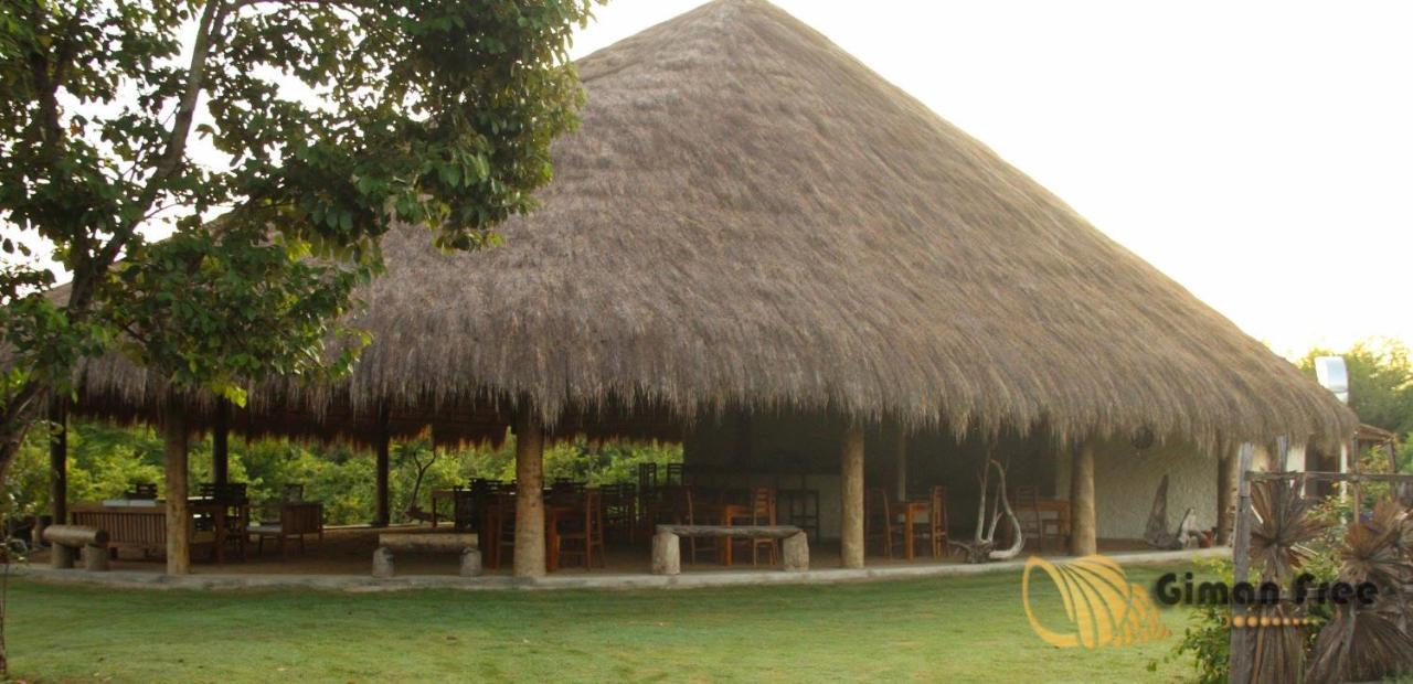 Giman Free Beach Resort Passikudah Exterior foto